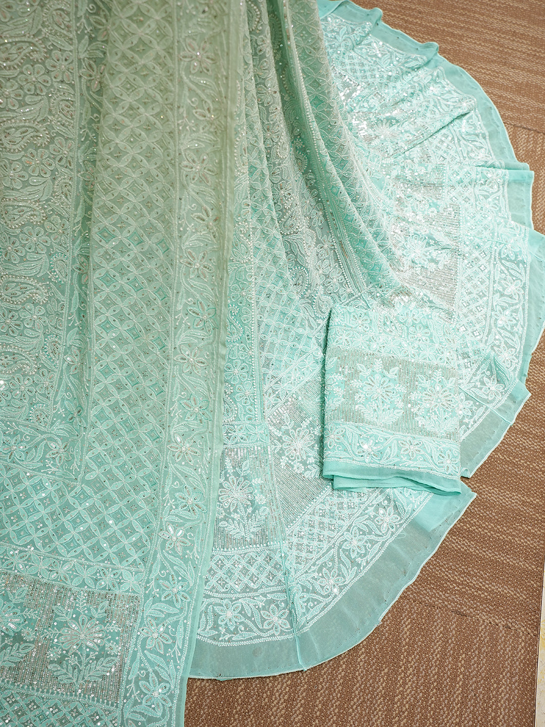 AdaHandEmbroideredSeaGreenPureGeorgetteLucknowiChikankariLehengaSetWithSequinnedWork01A790095_4
