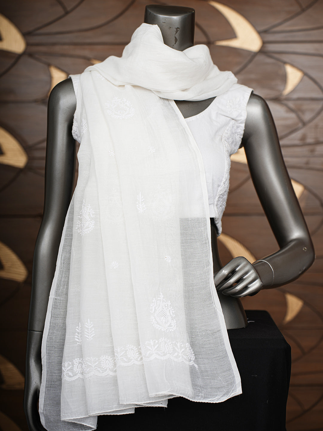 Ada Hand Embroidered White Chanderi Lucknowi Chikankari Dupatta 01A974289
