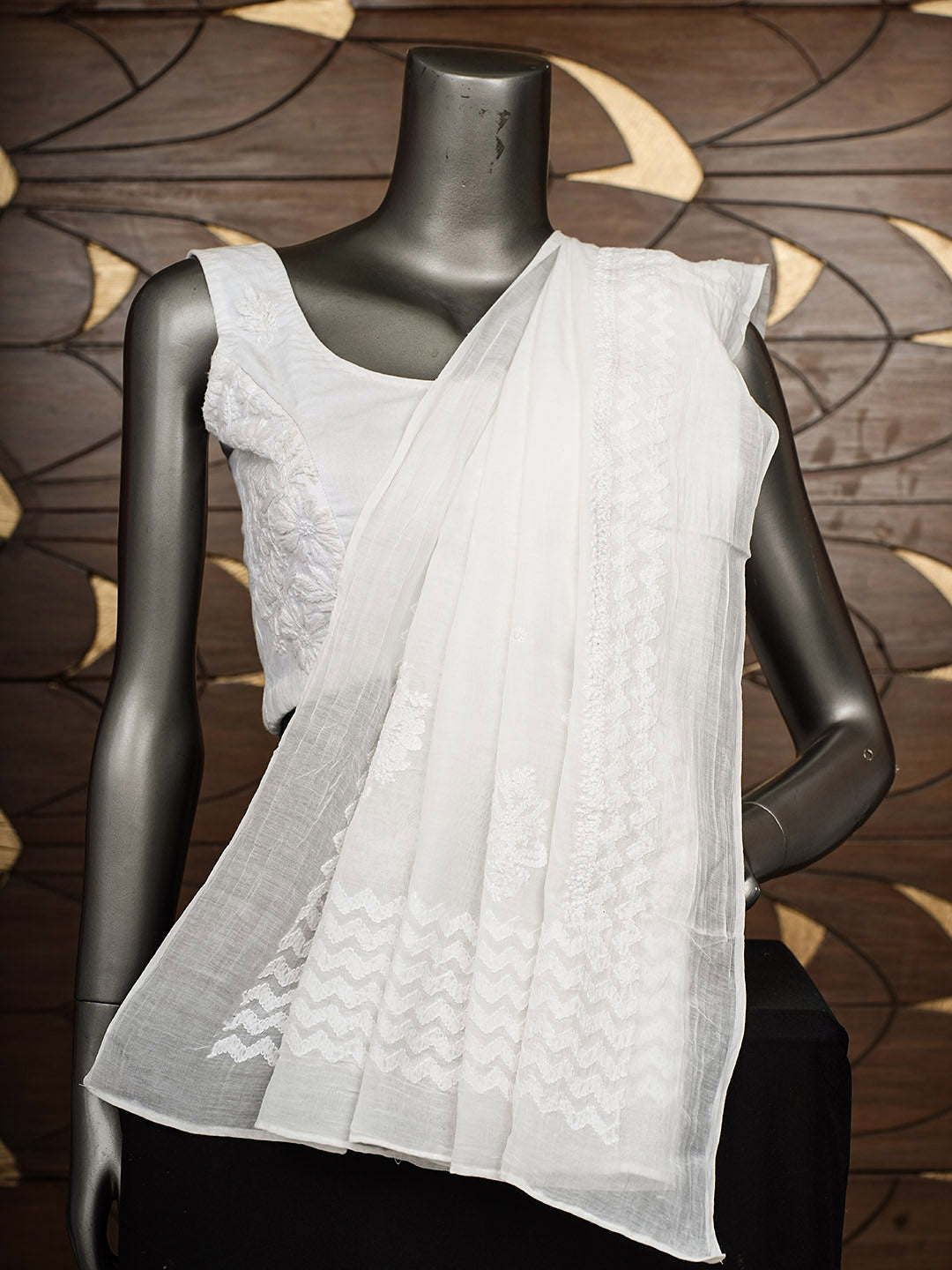 Ada Hand Embroidered White Chanderi Lucknowi Chikankari Dupatta 01A974294
