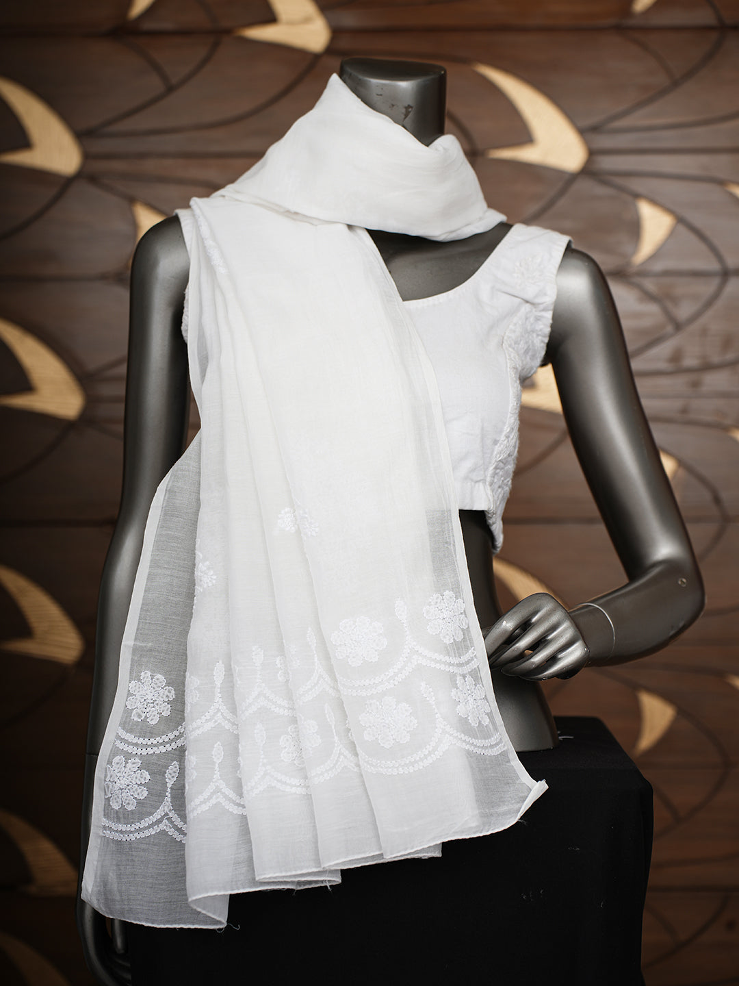 Ada Hand Embroidered White Chanderi Lucknowi Chikankari Dupatta 01A974310