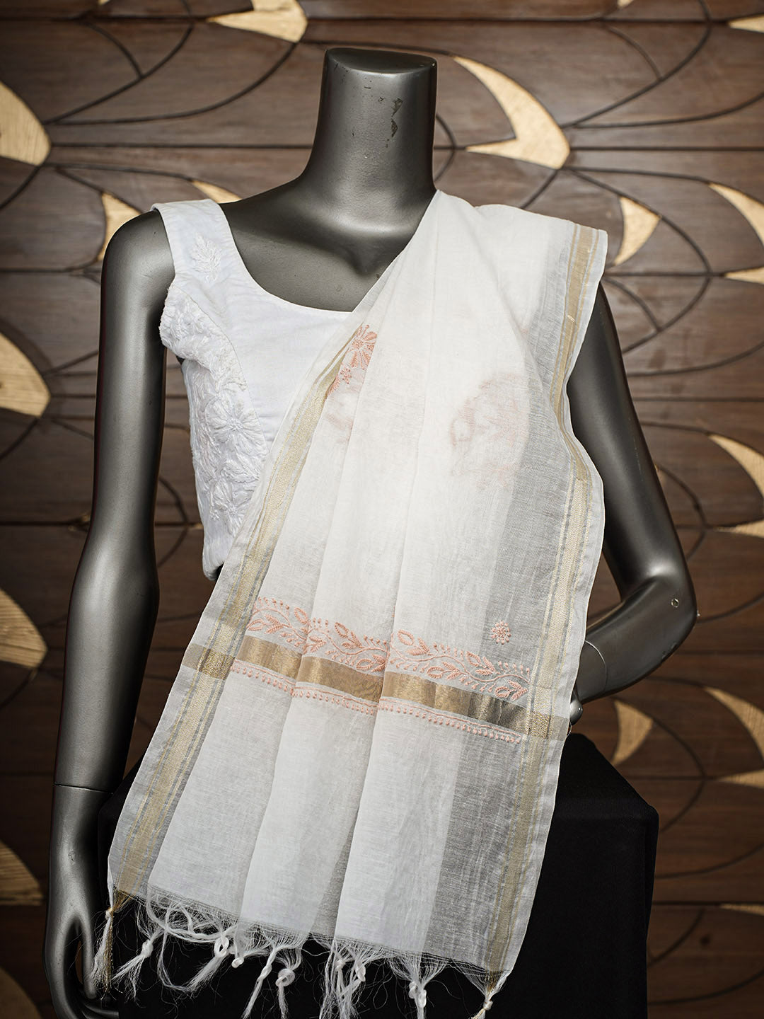 Ada Hand Embroidered White Chanderi Lucknowi Chikankari Dupatta 07A500733