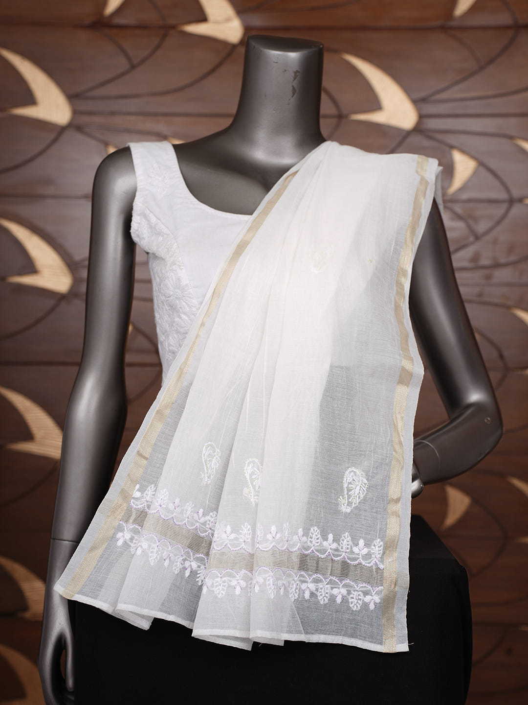 Ada Hand Embroidered White Chanderi Lucknowi Chikankari Dupatta With Cutdana Work 01A1003685