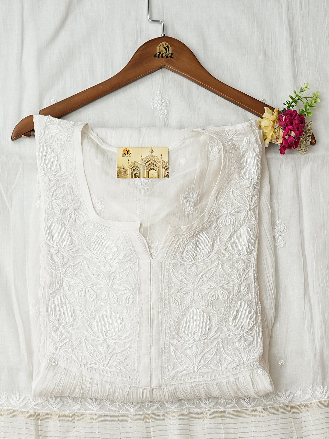Ada Hand Embroidered White Chanderi Lucknowi Chikankari Unstitched Kurta Dupatta Set With Pearl & Cutdana Work 01A989308