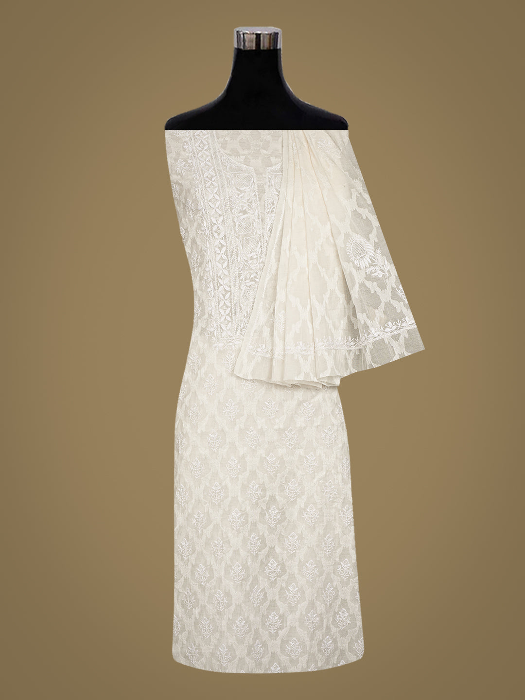 AdaHandEmbroideredWhiteChanderiLucknowiChikankariUnstitchedKurtaDupattaWithCutdanaWork01A972730_4
