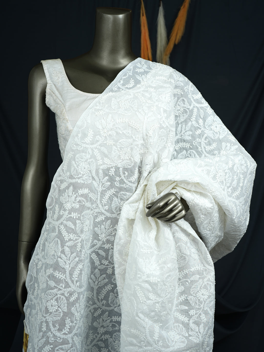 Ada Hand Embroidered White Cotton Lucknowi Chikankari Dupatta 01A966804