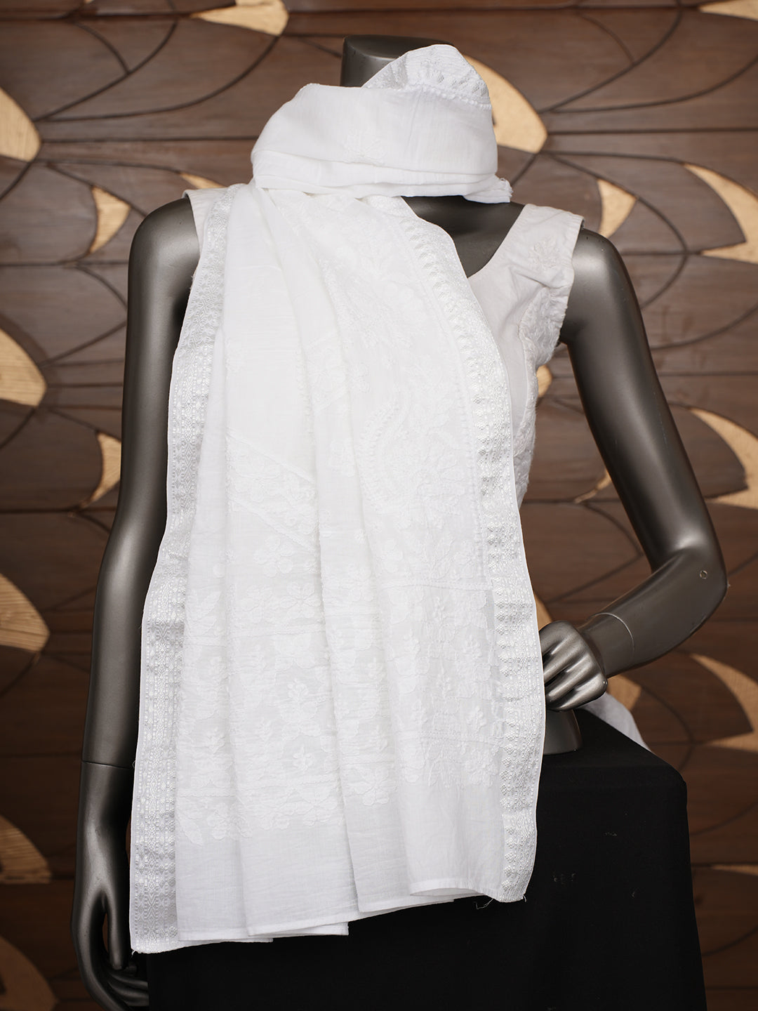 Ada Hand Embroidered White Cotton Lucknowi Chikankari Dupatta 01A988494