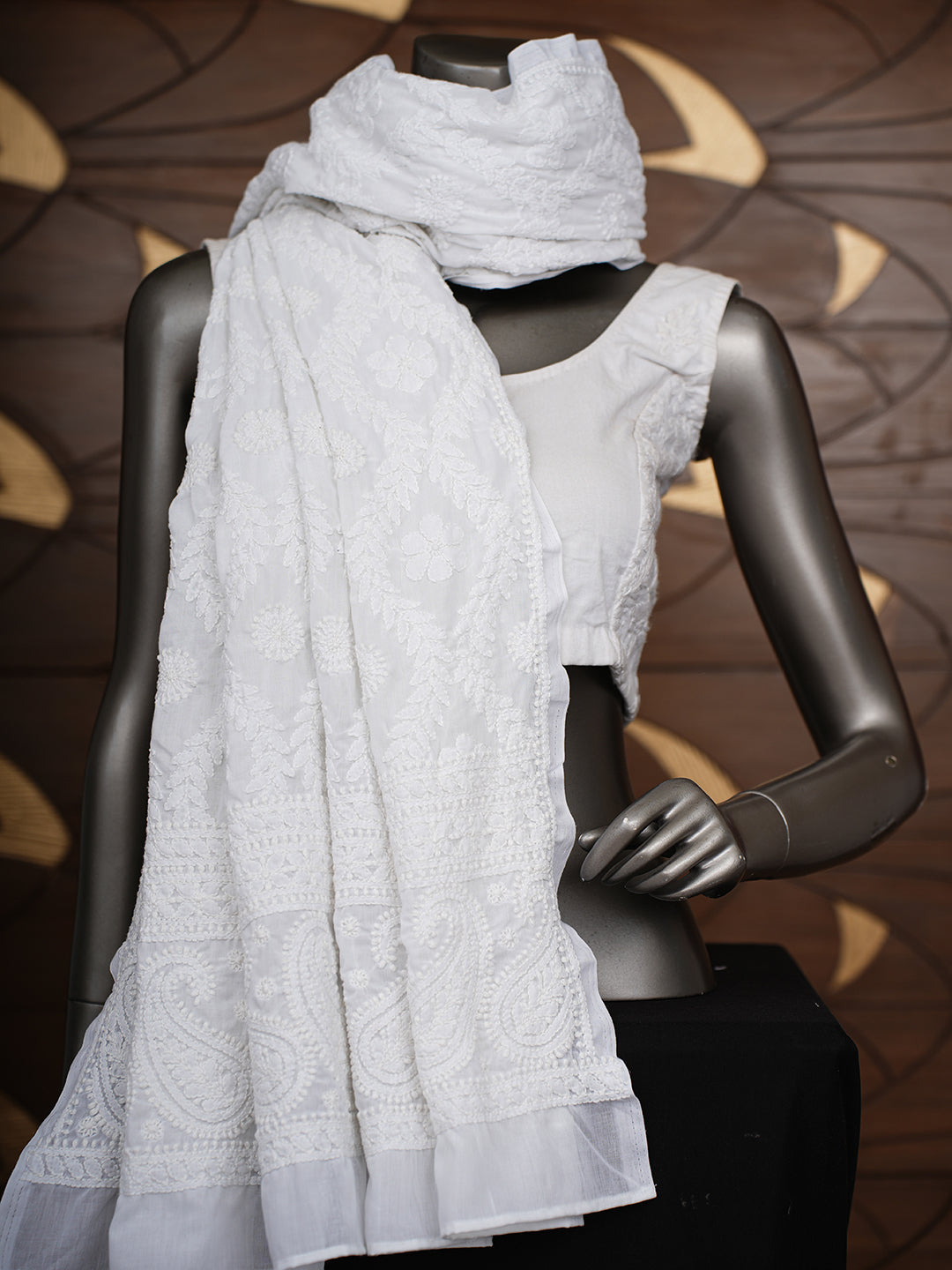 Ada Hand Embroidered White Cotton Lucknowi Chikankari Dupatta 01A995050
