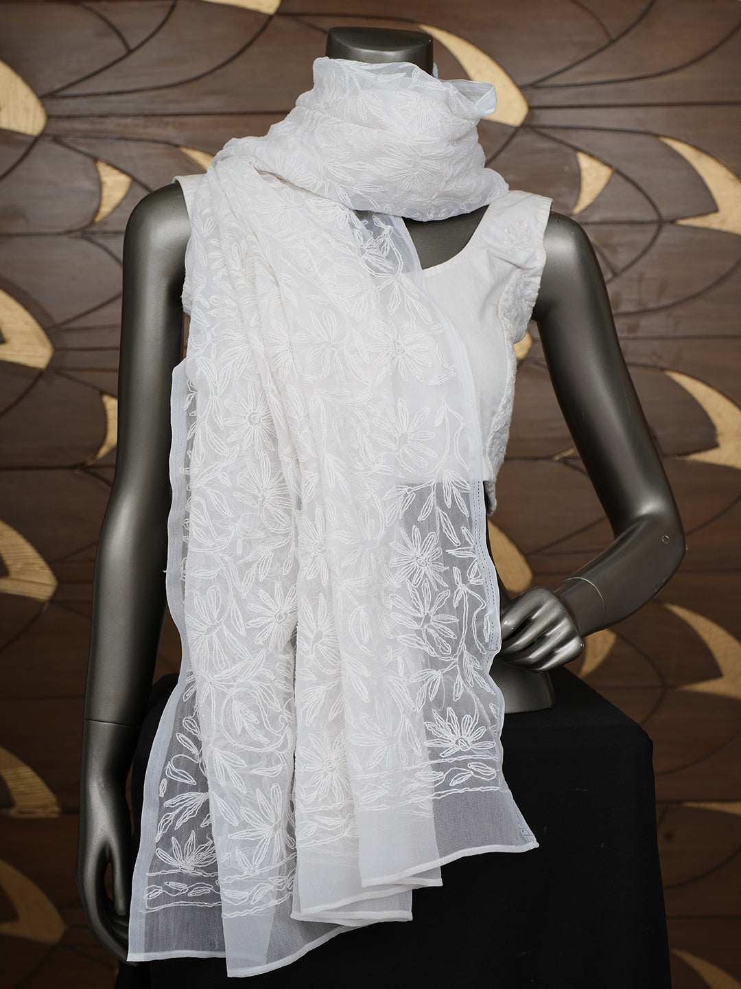 Ada Hand Embroidered White Georgette Lucknowi Chikankari Dupatta 01A923287