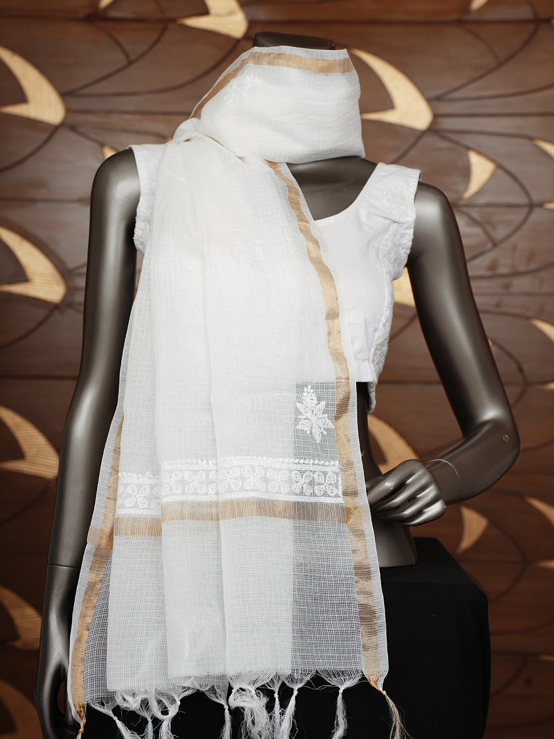 Ada Hand Embroidered White Kota Chanderi Lucknowi Chikankari Dupatta 01A1014228_3