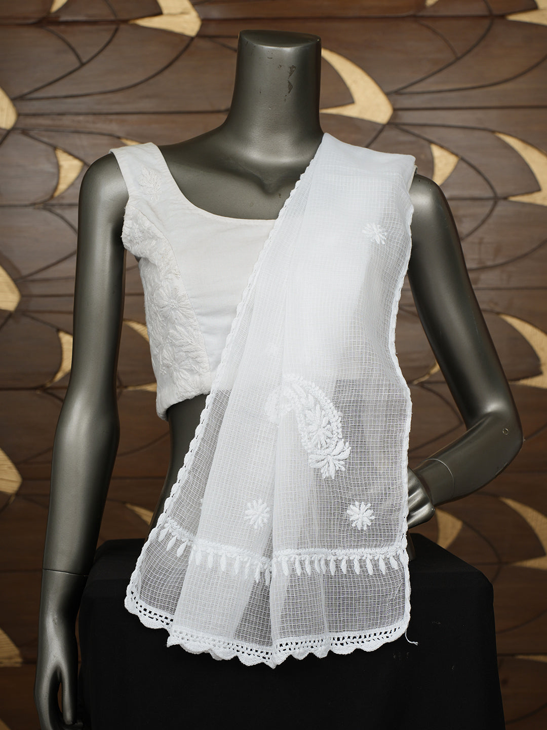 Ada Hand Embroidered White Kota Lucknowi Chikankari Dupatta 01A985390