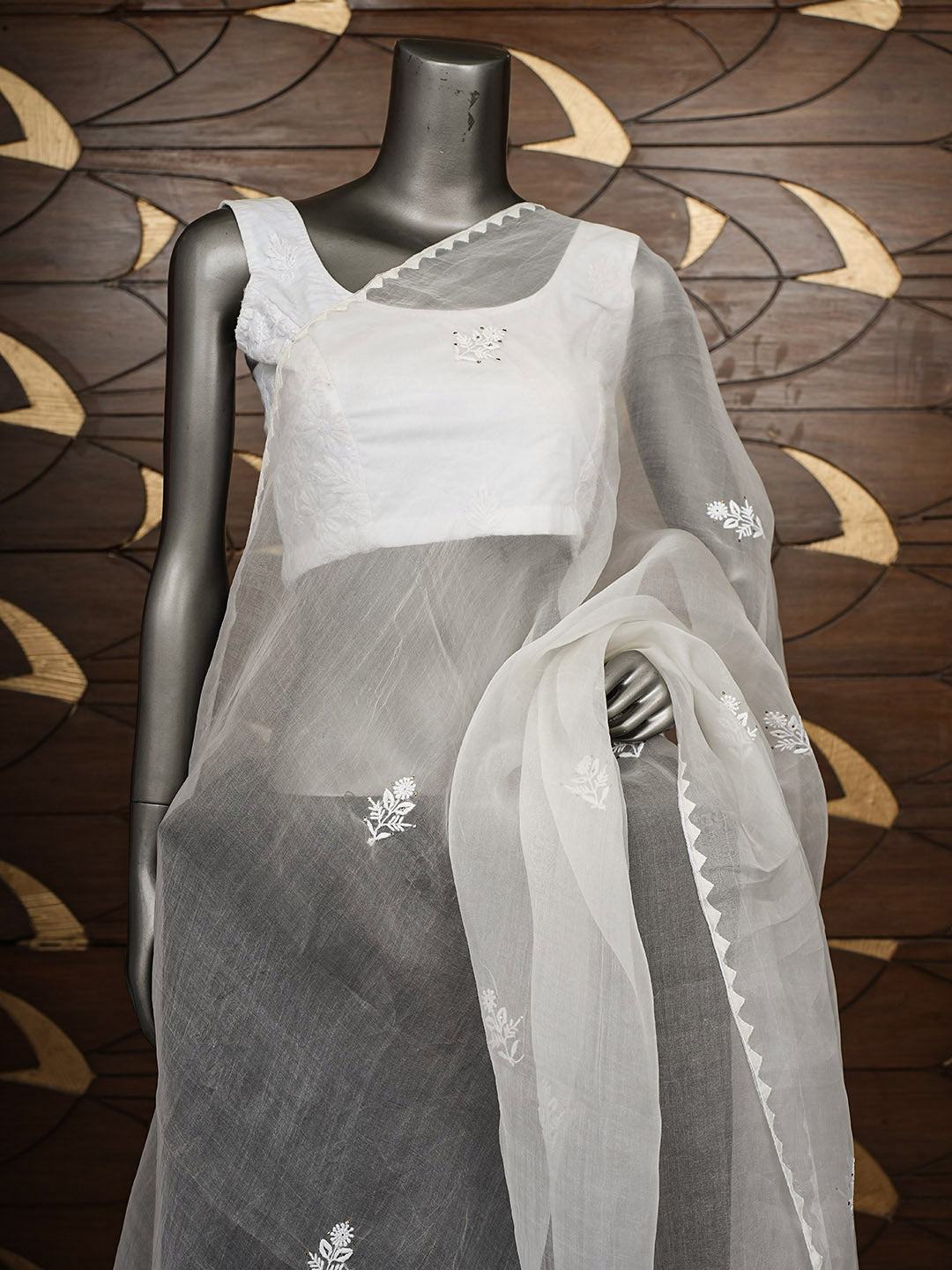 Ada Hand Embroidered White Organza Lucknowi Chikankari Dupatta With Mukaish Work 01A517562