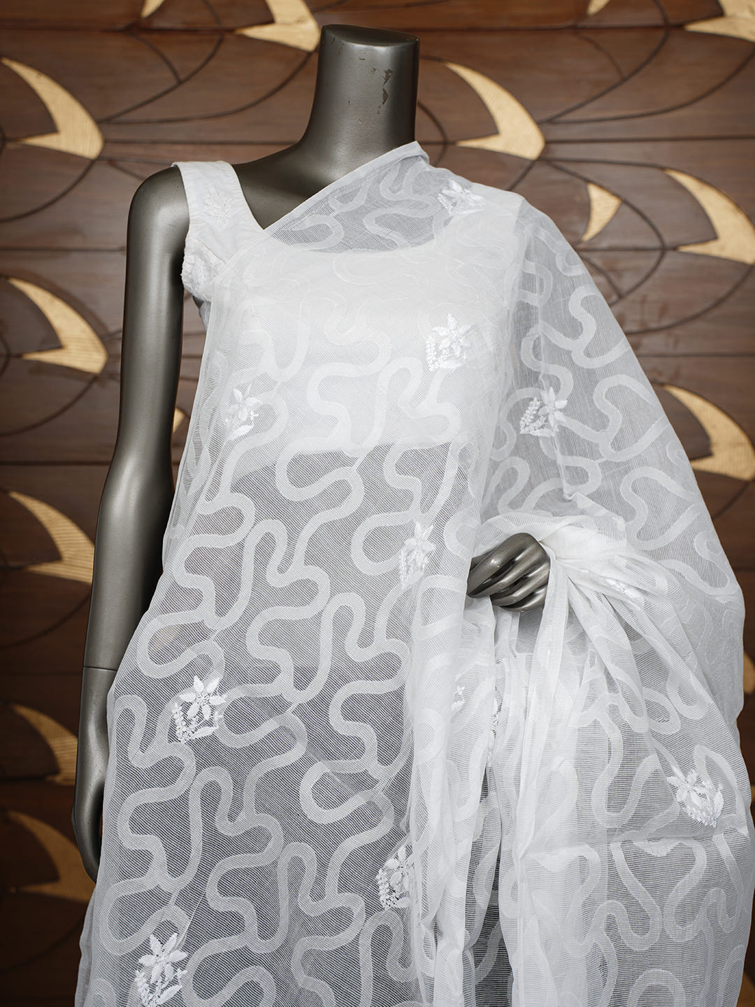 Ada Hand Embroidered White Super Net Lucknowi Chikankari Dupatta 01A994924_2
