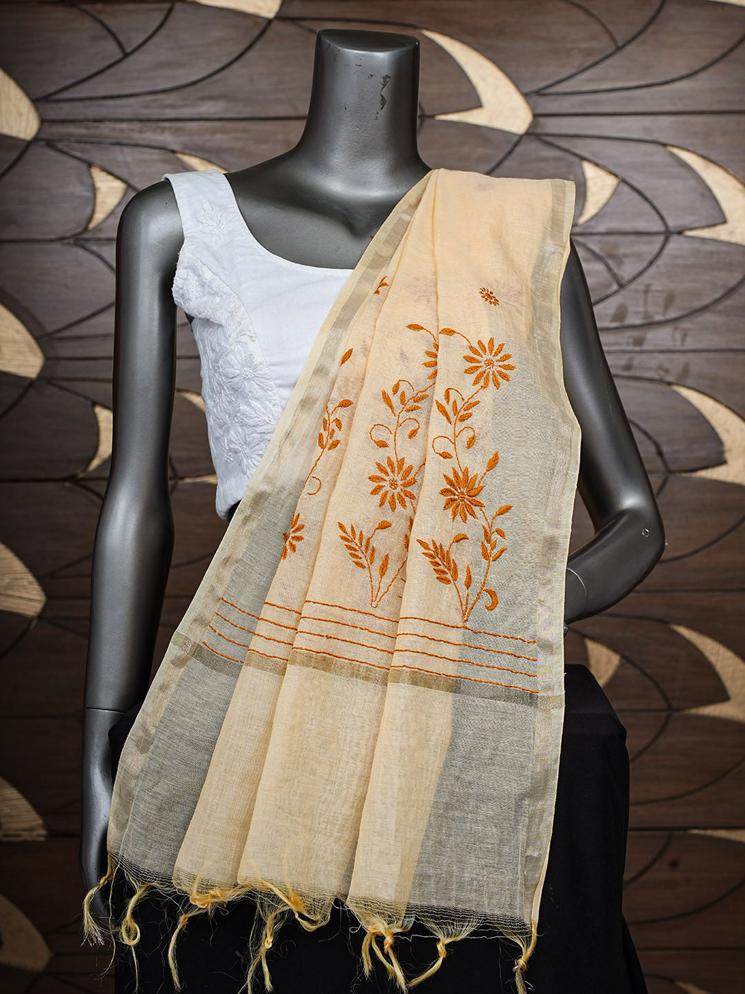 Ada Hand Embroidered Peach Chanderi Lucknowi Chikankari Dupatta 07A501201