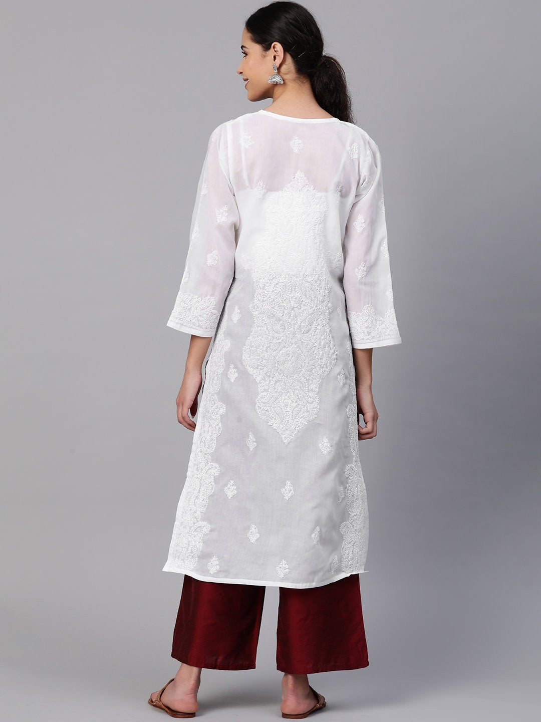Ada Hand Embroidered White Cotton Lucknowi Chikankari Straight Kurta A100356