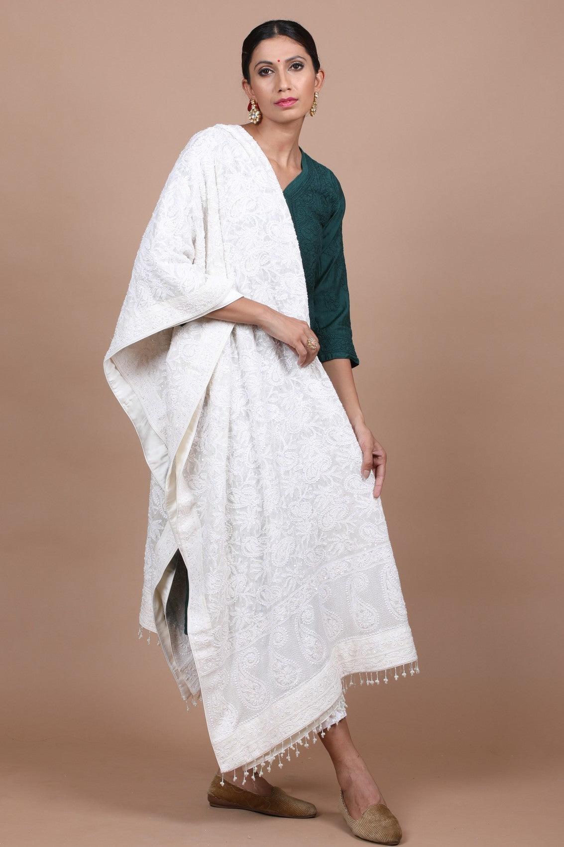 Ada Hand Embroidered White Pure Georgette Lucknowi Chikankari Dupatta With Pearl Work 01A85939