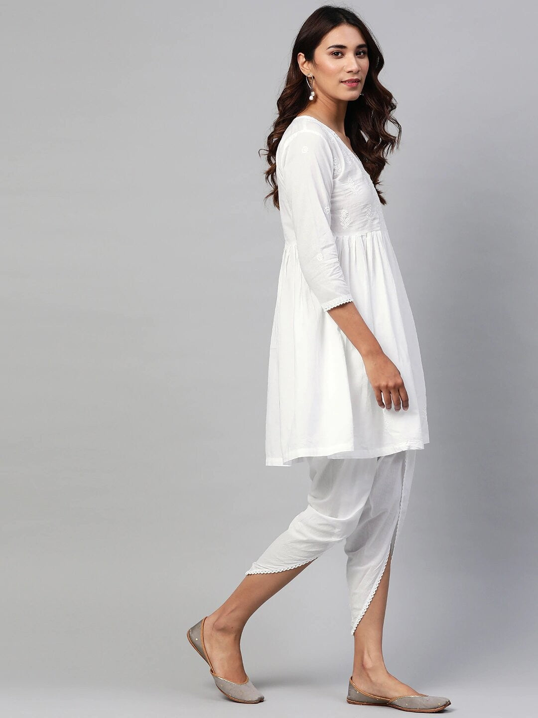 Ada Hand Embroidered White Cotton Lucknowi Chikankari Kurta With Dhoti Set A811167