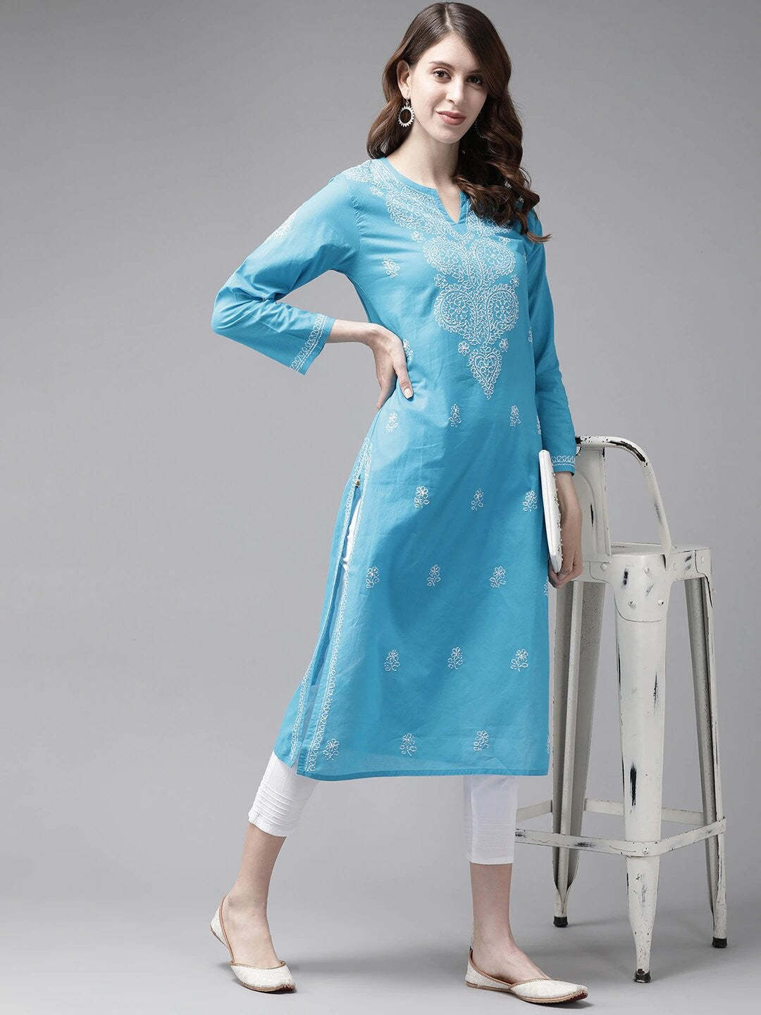 Ada Hand Embroidered Blue/White Cotton Lucknowi Chikankari Kurta Set A811190
