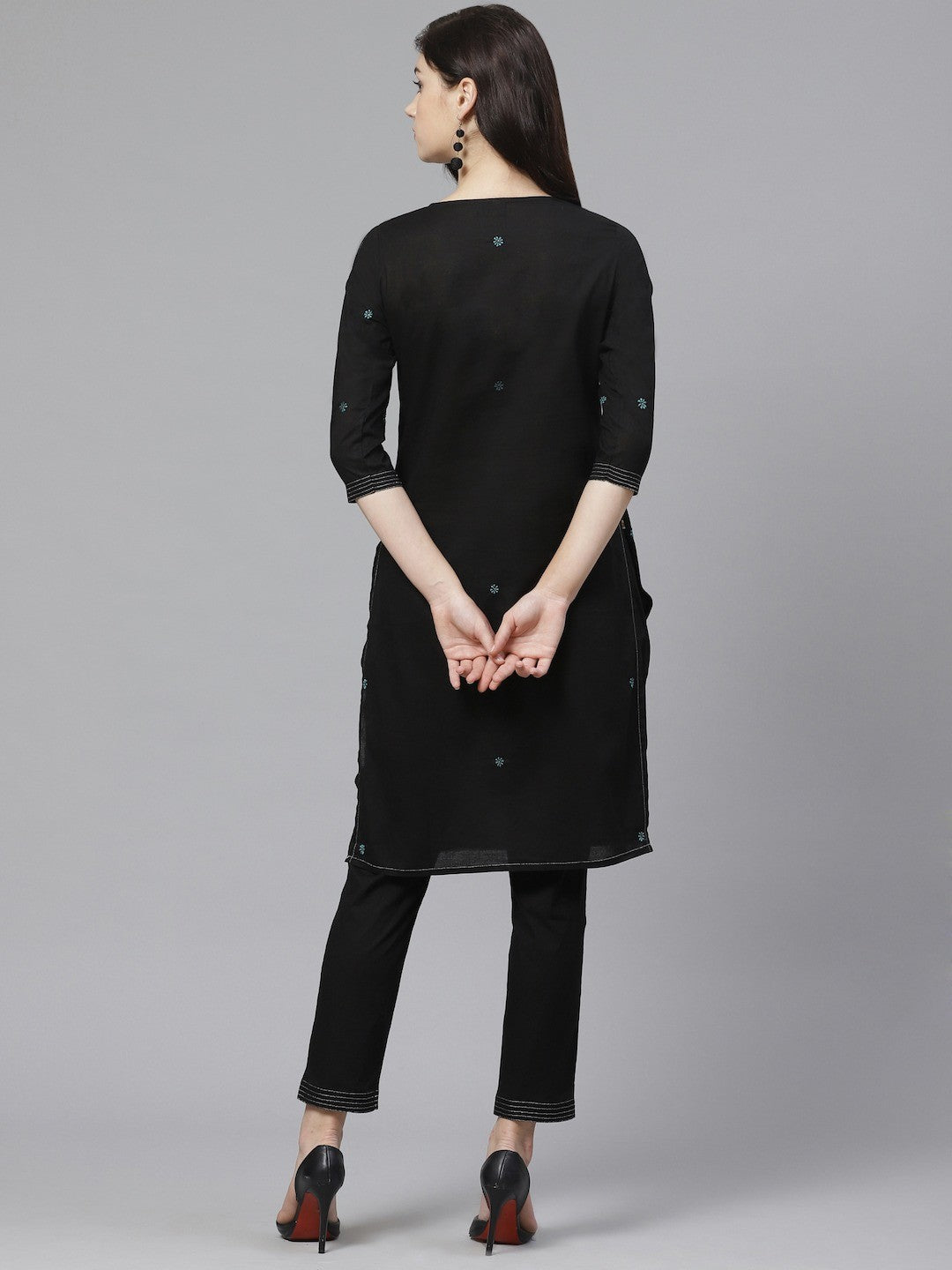 Ada Hand Embroidered Black Cotton Lucknowi Chikankari Straight Kurta/Trouser Set With Muqaish Work A100559