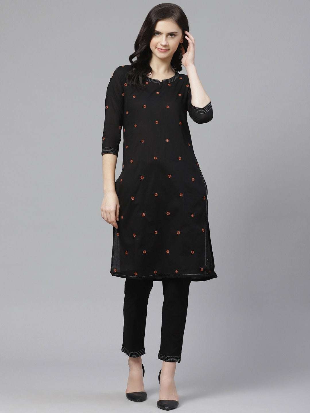 Ada Hand Embroidered Black Cotton Lucknowi Chikankari Straight Kurta/Trouser Set With Muqaish Work A100557