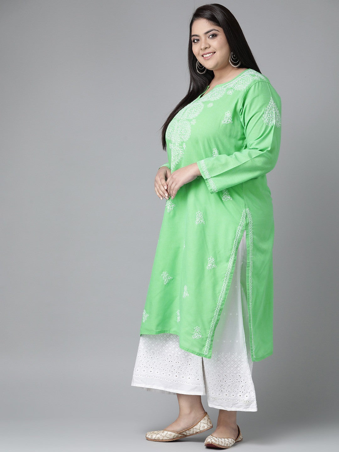 Ada Hand Embroidered Green Pure Cambric Cotton Lucknowi Chikankari Straight Kurta A100350