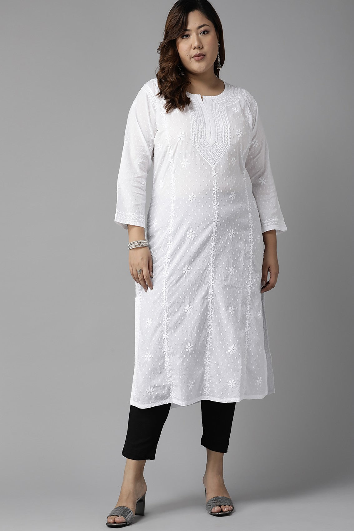 Ada Hand Embroidered White Cotton Lucknow Chikankari Straight Kurta A411323
