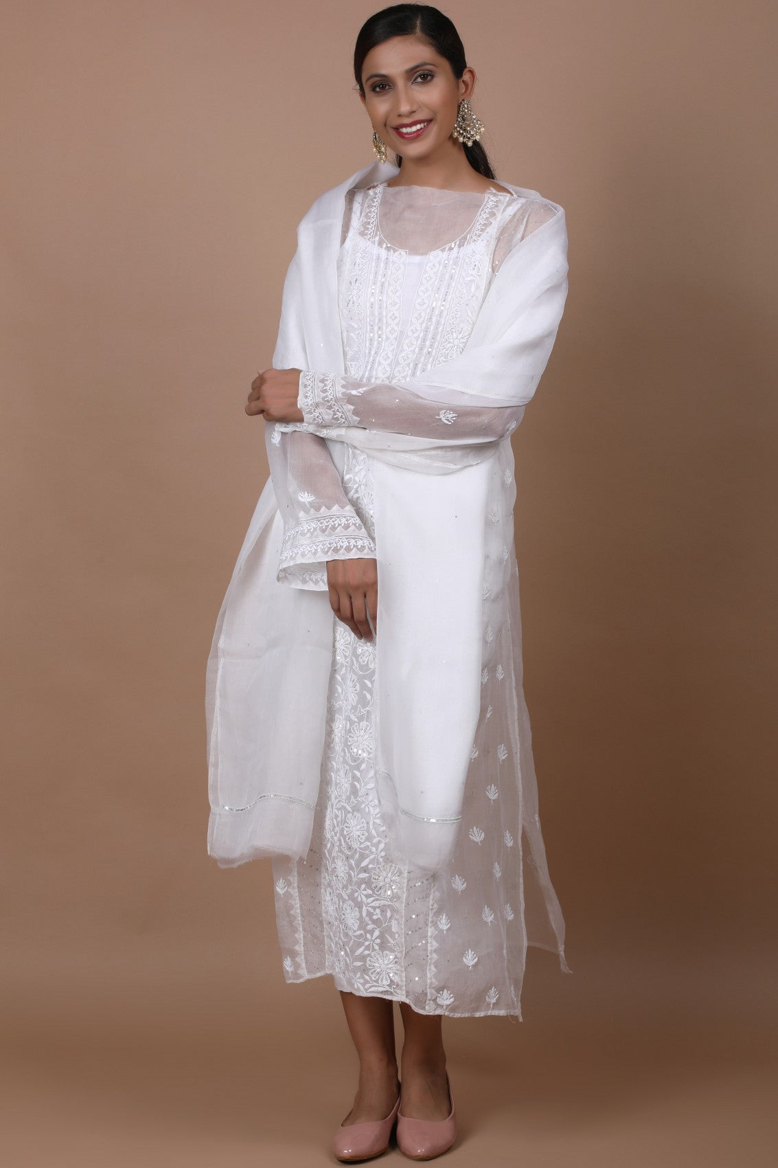 Ada Hand Embroidered White Organza Lucknowi Chikankari Semi-stitched Kurta Dupatta Set With Pearl Work 01A124720