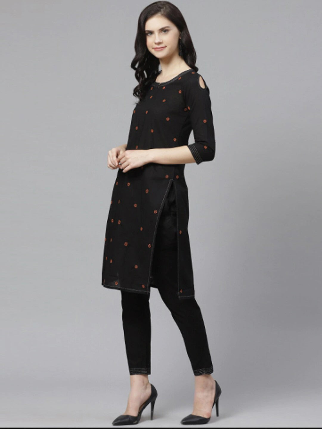 Ada Hand Embroidered Black Cotton Lucknowi Chikankari Straight Kurta/Trouser Set With Muqaish Work A100557