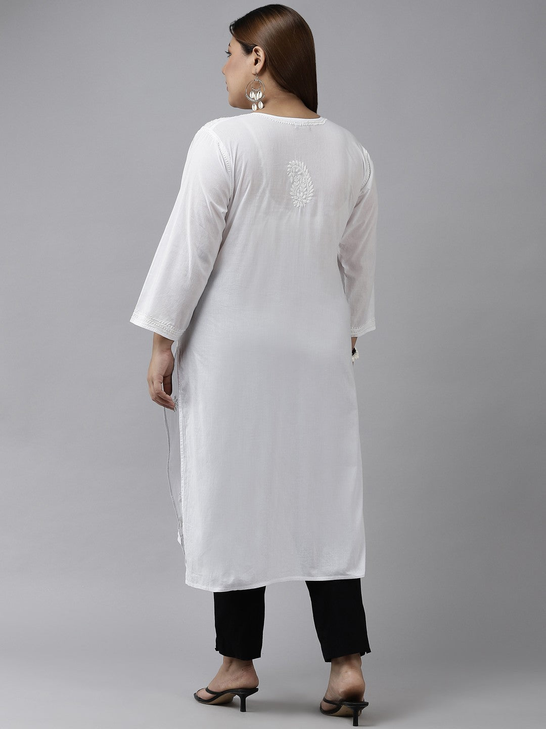 Ada Hand Embroidered White Cotton Lucknowi Chikankari Straight Kurta A213461