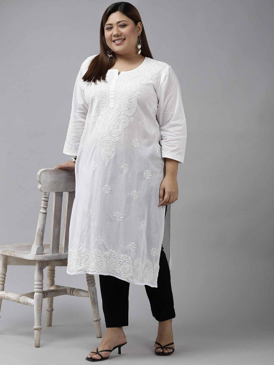 Ada Hand Embroidered White Cotton Lucknowi Chikankari Straight Kurta A213461