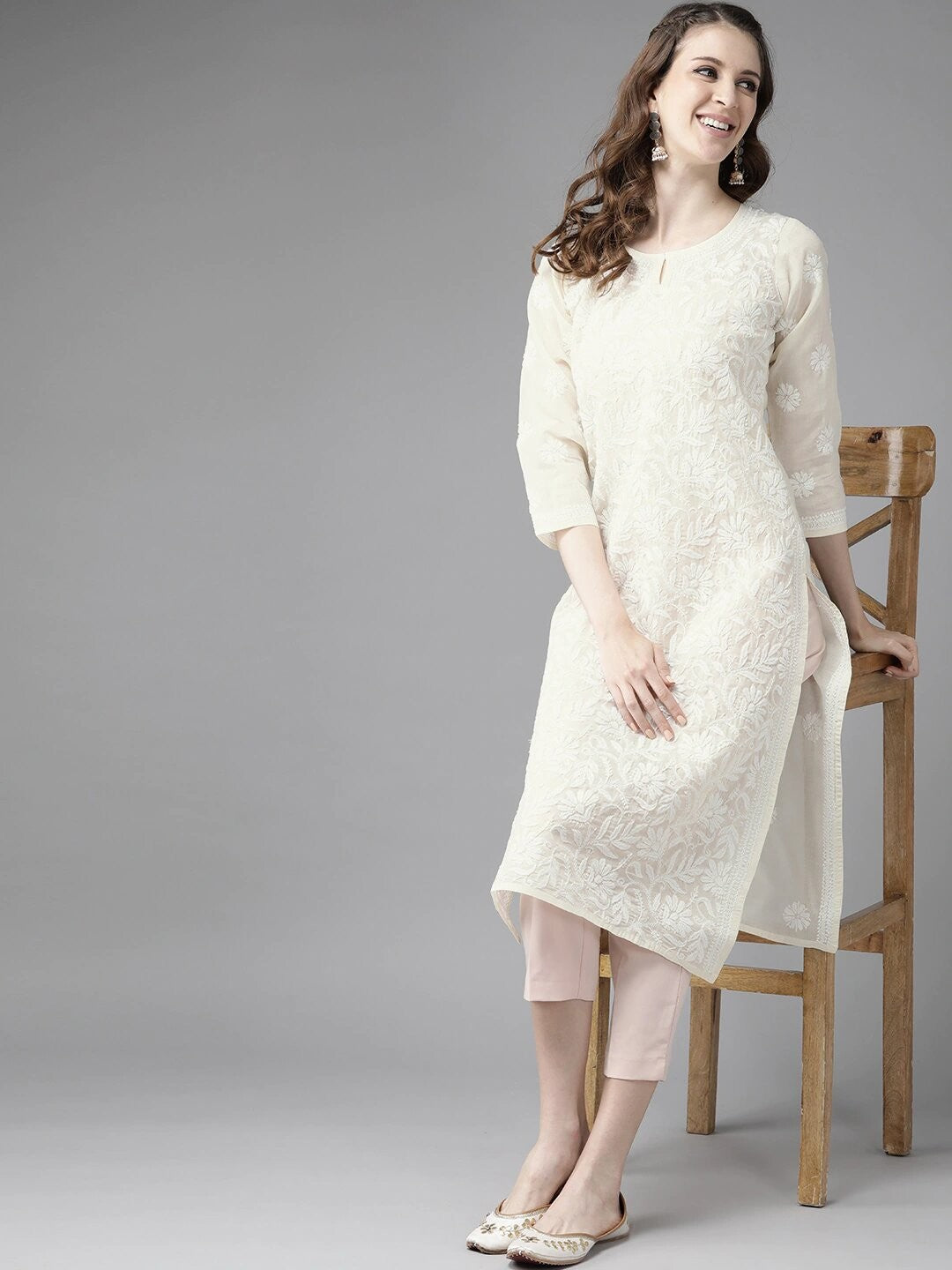 Ada Hand Embroidered Cream Cotton Lucknowi Chikan Kurta A411179