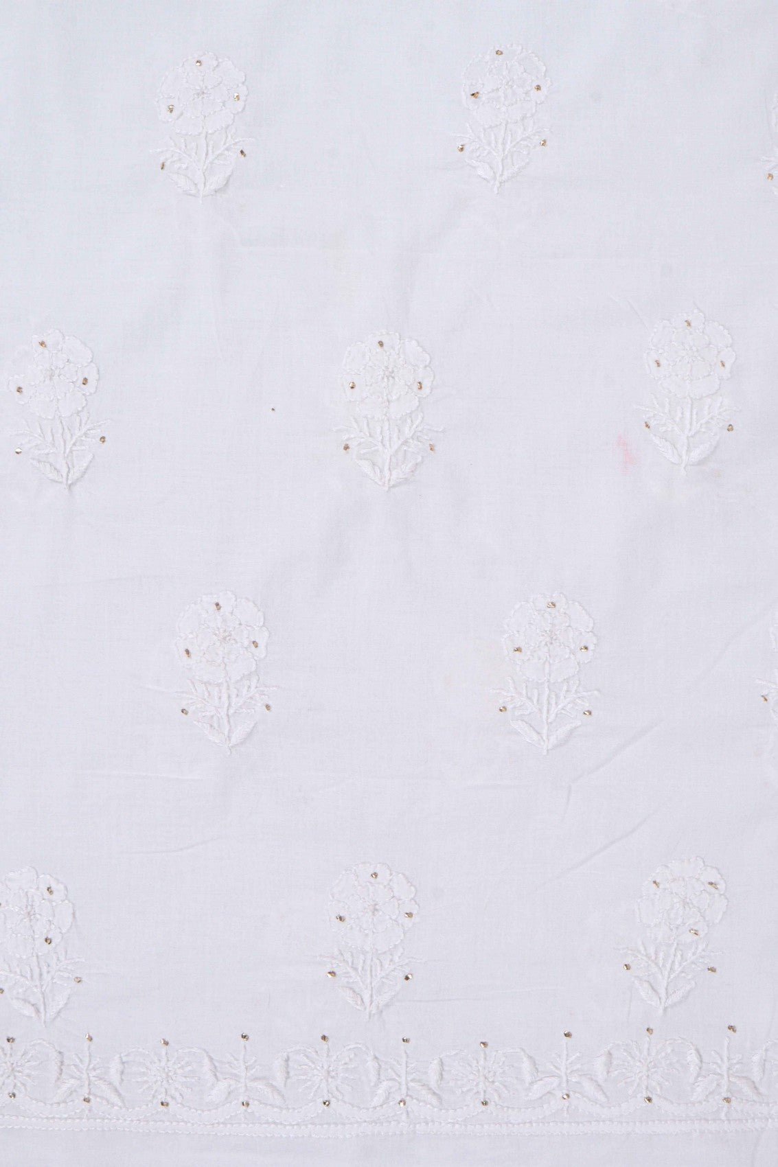 Ada Hand Embroidered White Cotton Lucknowi Chikankari Unstitched Suit Piece With Muqaish Work 01A260001