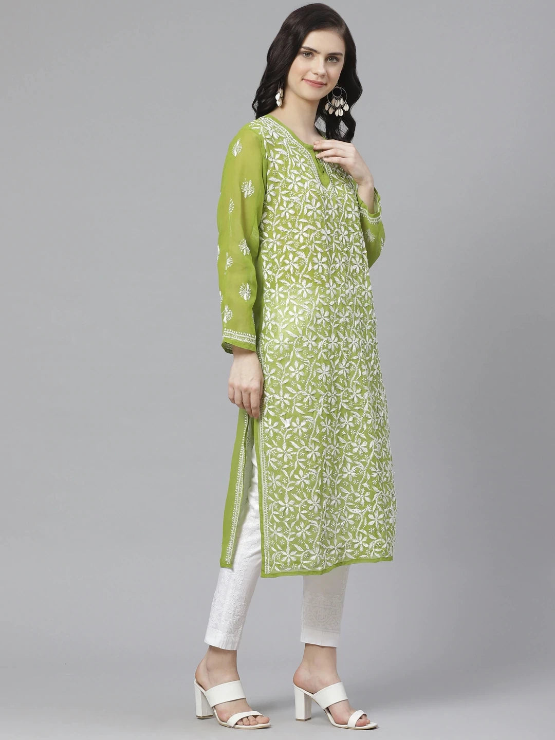 Ada Hand Embroidered Green Georgette Lucknowi Chikankari Straight Kurta/Trouser Set With Slip A100563