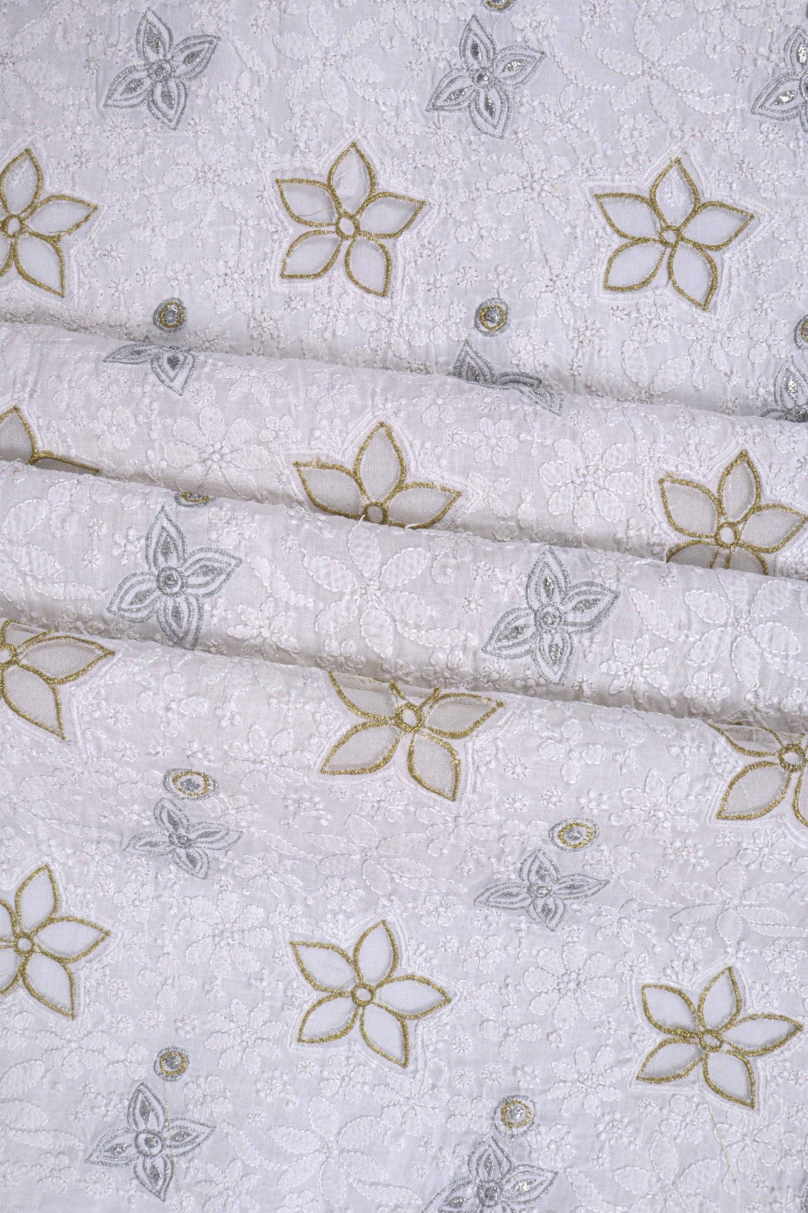 Ada Hand Embroidered White Cotton Lucknowi Chikankari Unstitched Suit Piece With Lurex Work 01A214031