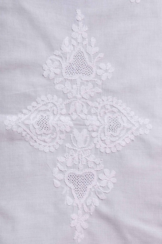 Ada Hand Embroidered White Cotton Lucknowi Chikankari Dining Table Runner Set A171621