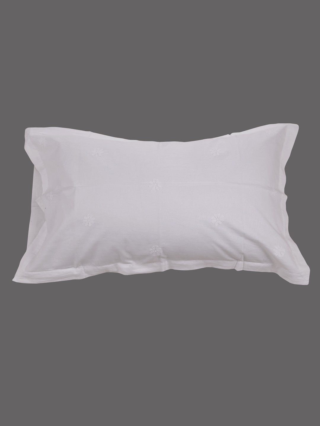 Ada Hand Embroidered White Cotton Lucknowi Chikankari Bed Sheet Set-A598085