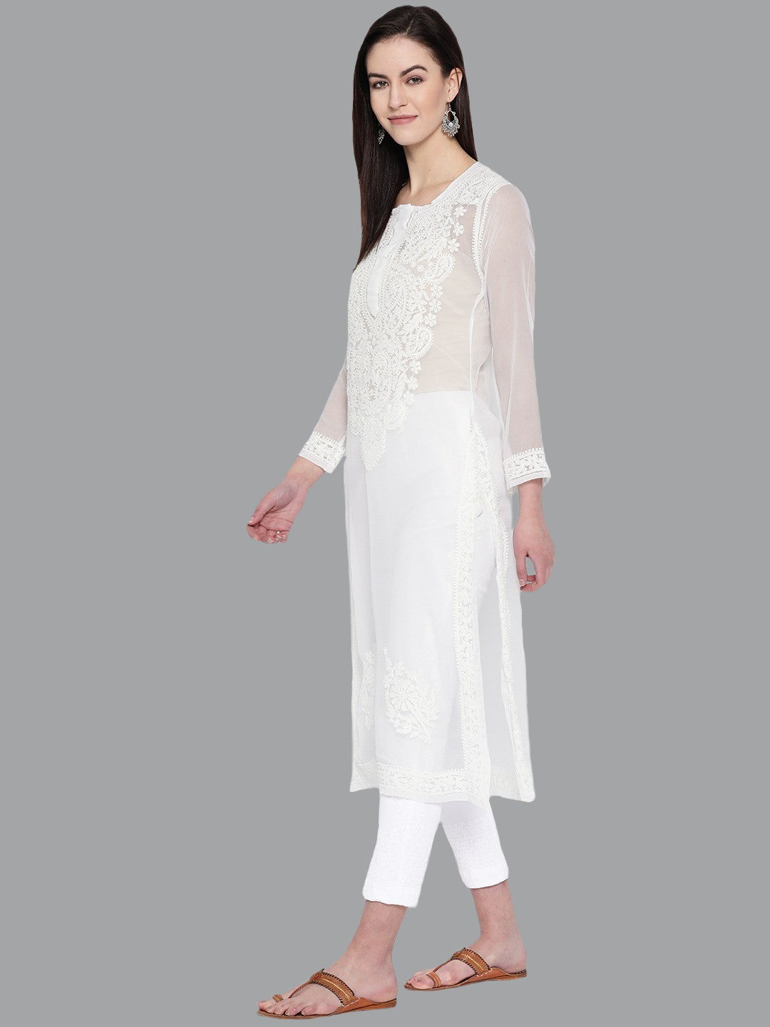 Ada Hand Embroidered White Georgette Lucknowi Chikankari Kurta Set With Slip A100218