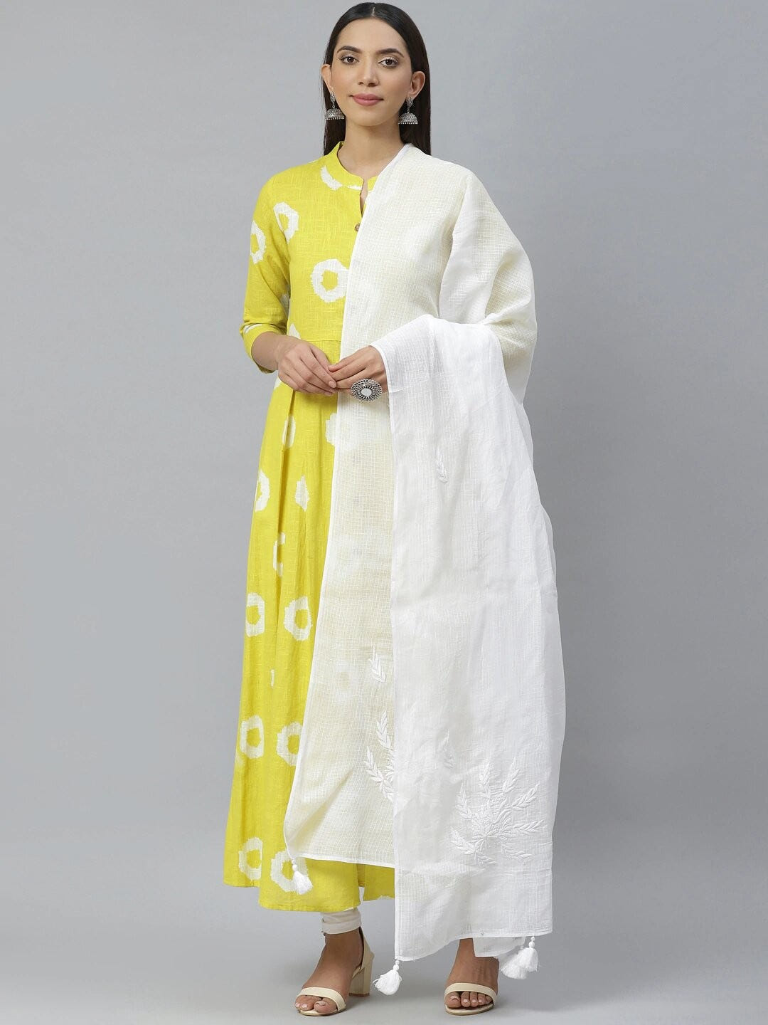 Ada Hand Embroidered White Kota Lucknowi Chikankari Dupatta– A511114