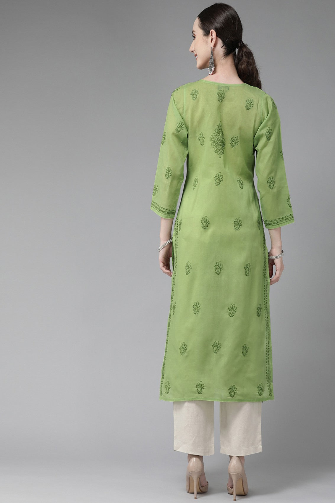Ada Hand Embroidered Green Cotton Lucknowi Chikankari Straight Kurta A231409
