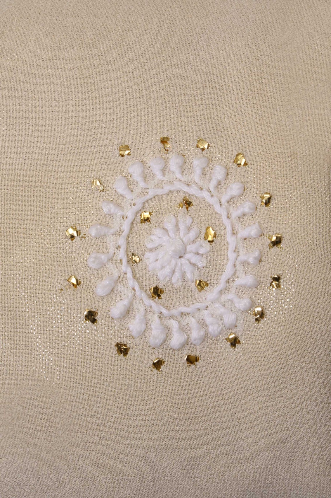 Ada Hand Embroidered Cream Pure Georgette Lucknowi Chikankari Potli Bag With Muqaish Work 01A13377