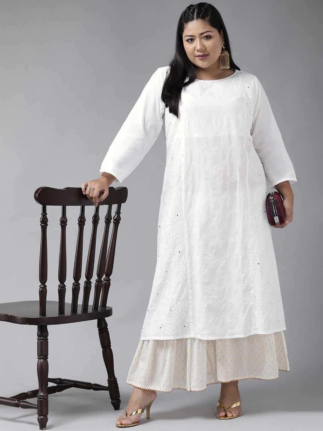 Ada Hand Embroidered White Cotton Lucknowi Chikankari A-line Kurta With Muqaish Work A100468