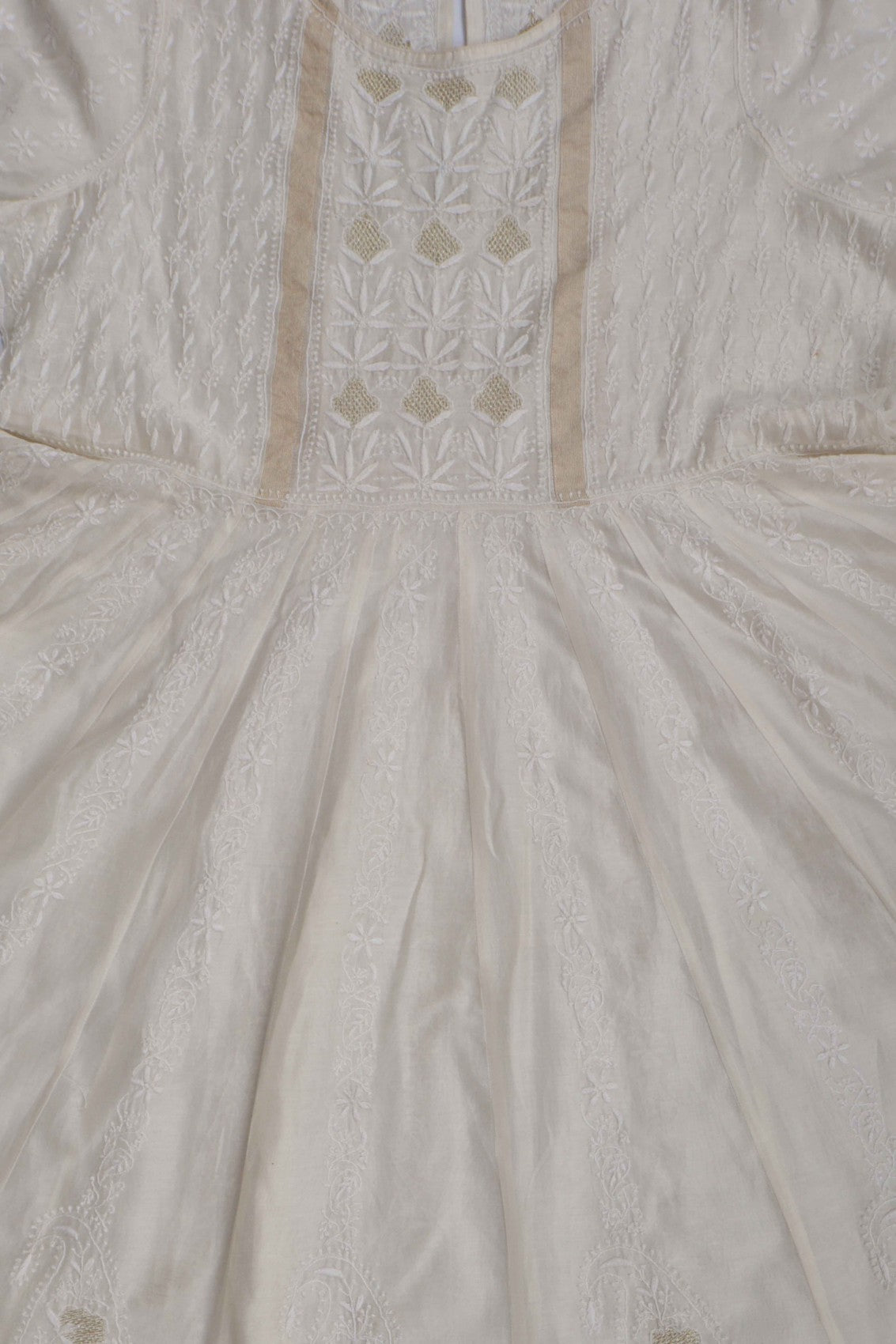 Ada Hand Embroidered Off White Chanderi Lucknowi Chikankari Semi-Stitched Anarkali Kurta Dupatta Set With Zari Work 01A264077