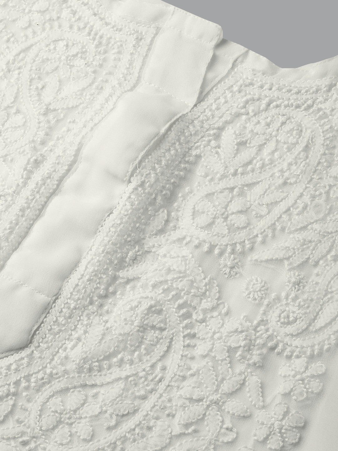 Ada Hand Embroidered White Georgette Lucknowi Chikankari Kurta Set With Slip A100218