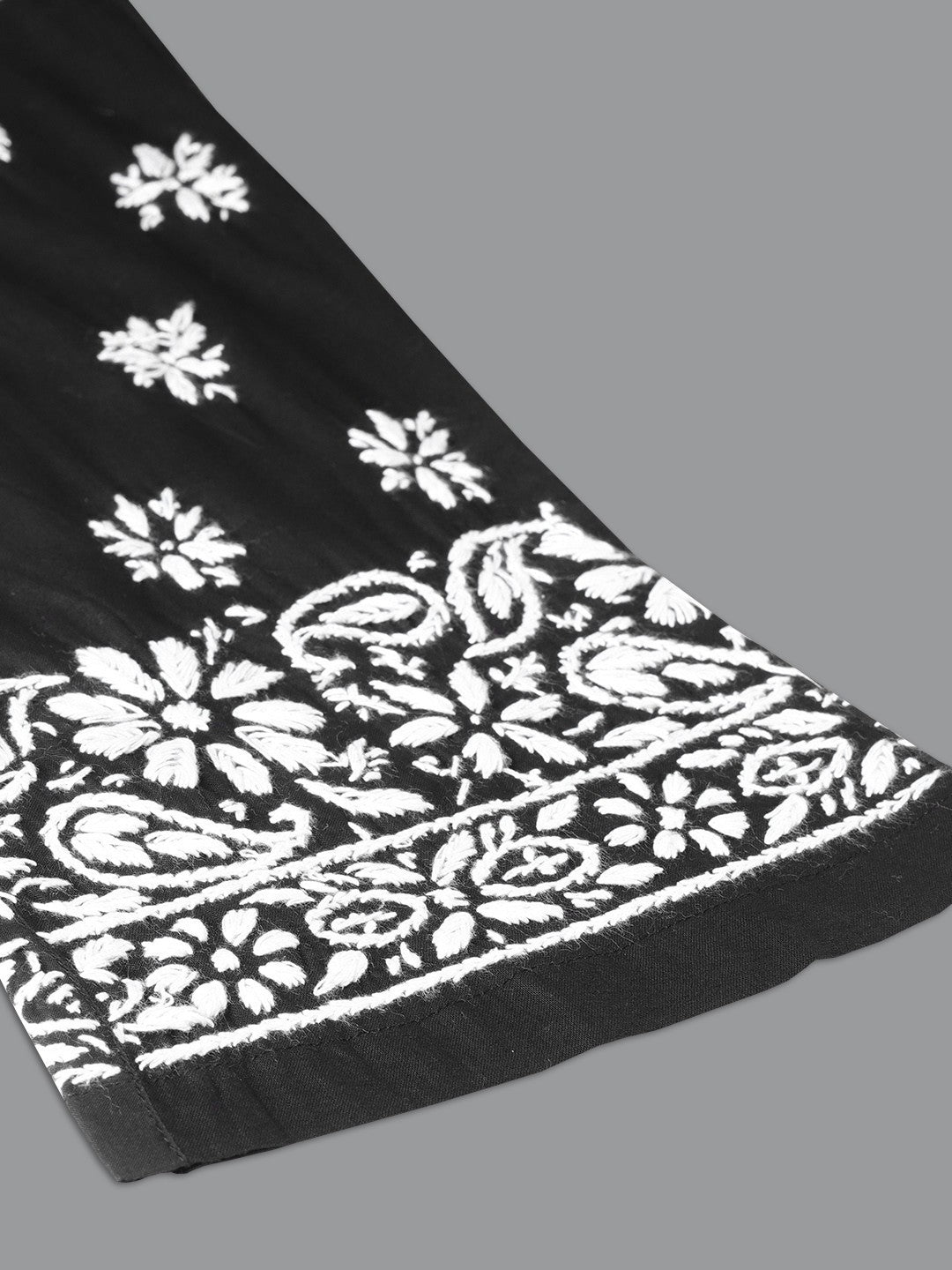 Ada Hand Embroidered White Cotton Lucknowi Chikankari Straight Kurta With Palazzo Set A100015