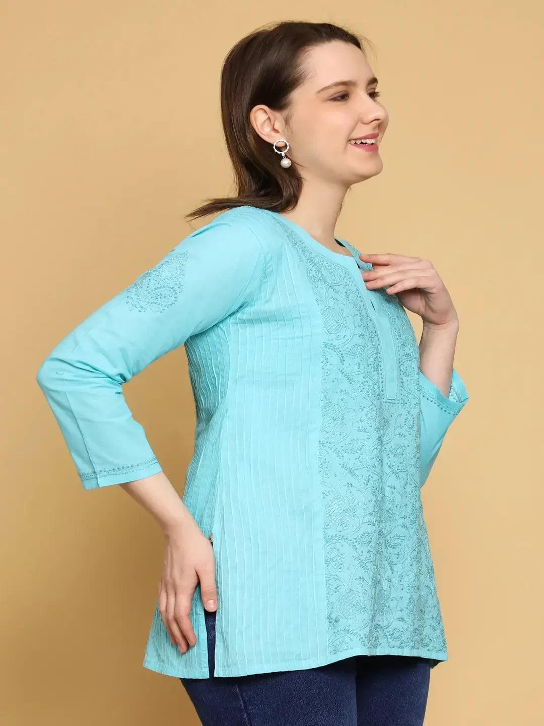 Ada Hand Embroidered Sea Green Cotton Lucknowi Chikankari Straight Kurti A911310