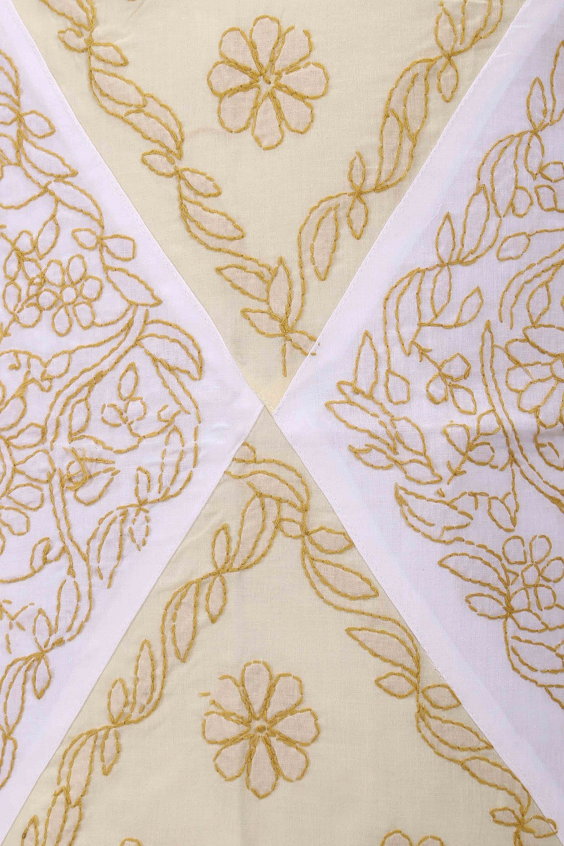 Ada Hand Embroidered White Cotton Lucknowi Chikankari Bed Sheet With Pillow Cover Set 01A019057