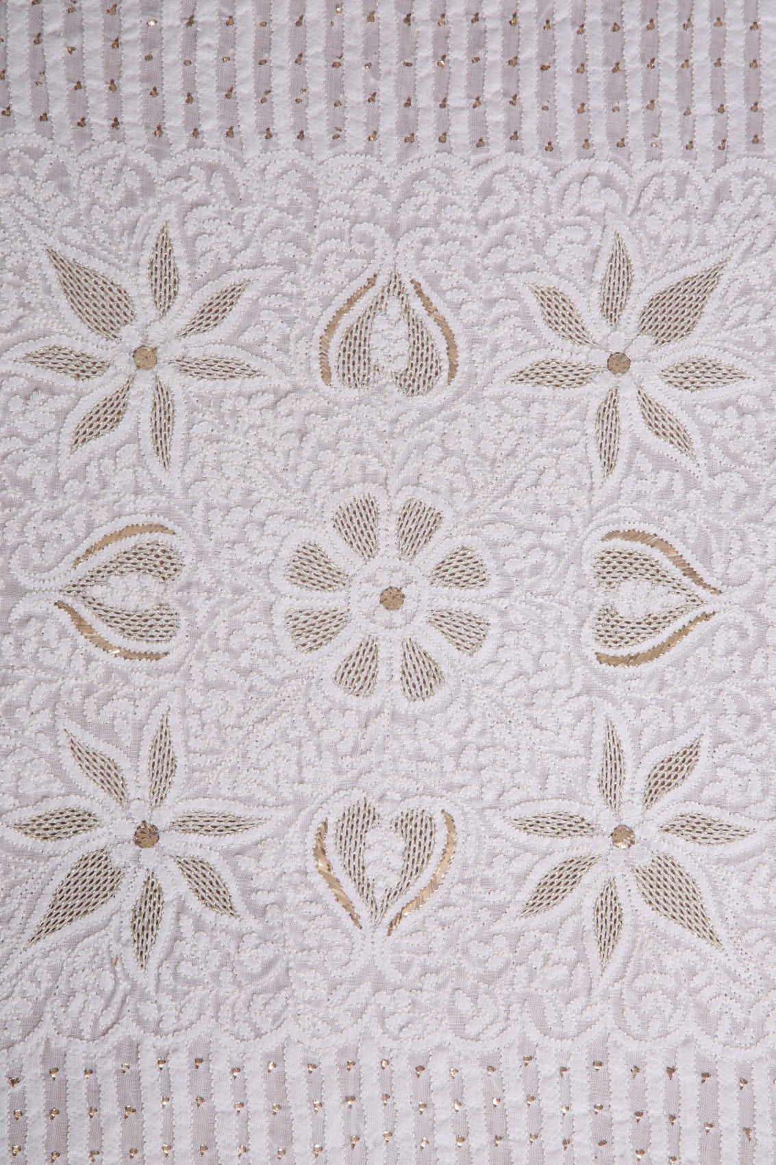 Ada Hand Embroidered White Cotton Lucknowi Chikankari Tray With Muqaish Work 01A247631