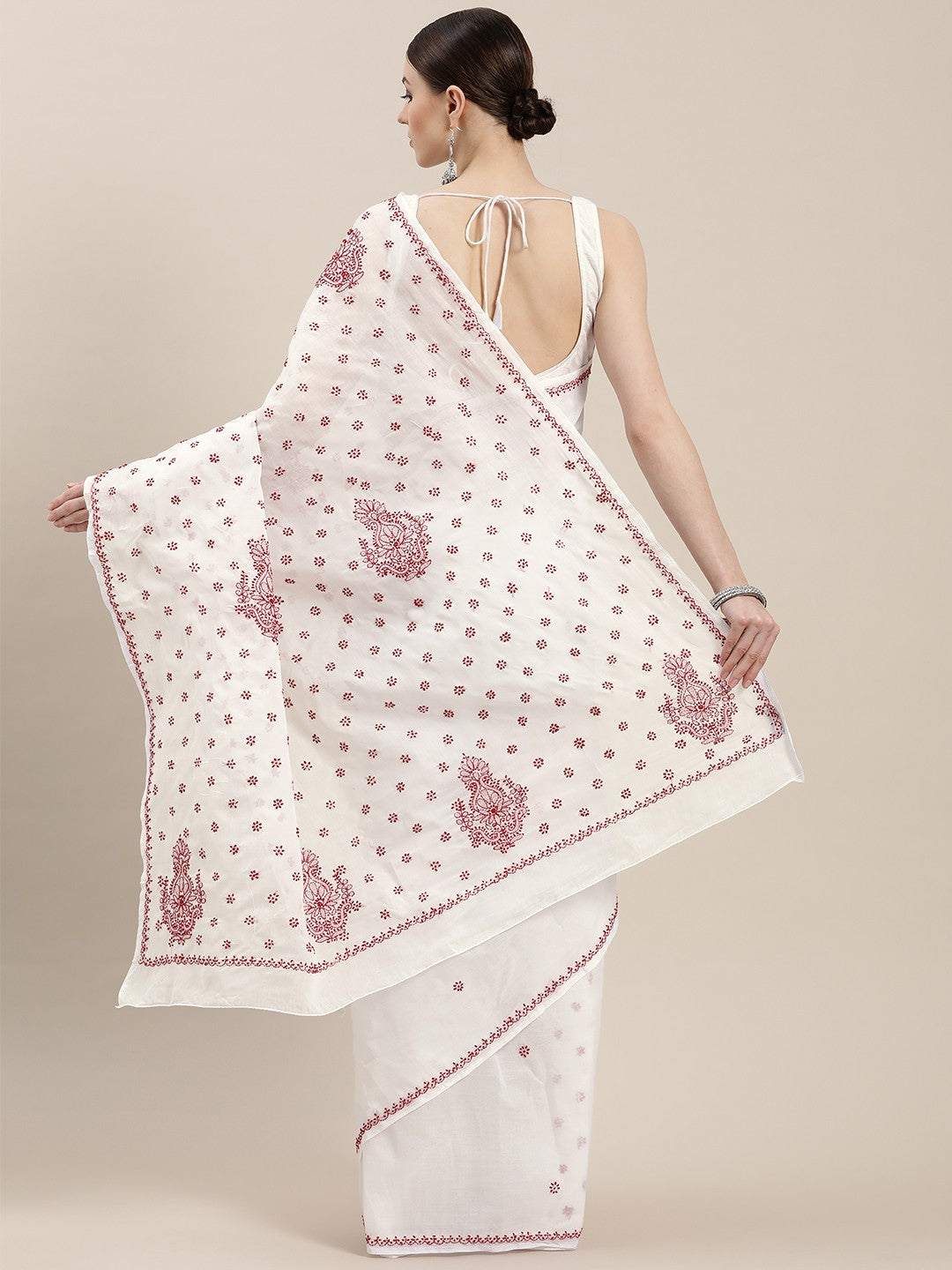 Ada Hand Embroidered White Cotton Lucknow Chikan Saree with Blouse A100203