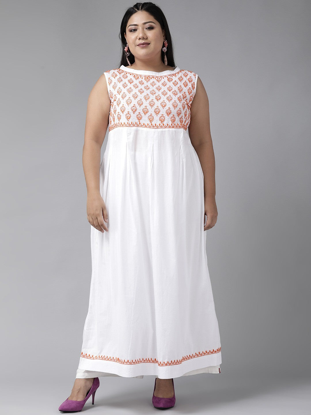Ada Hand Embroidered White Cotton Lucknowi Chikankari A-line Kurta With Muqaish Work A100466