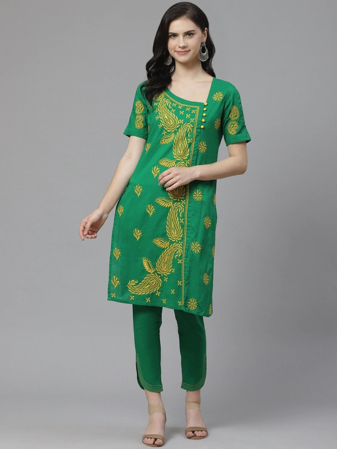 Ada Hand Embroidered Green Cotton Lucknowi Chikankari Straight Kurta With Trouser Set A100332