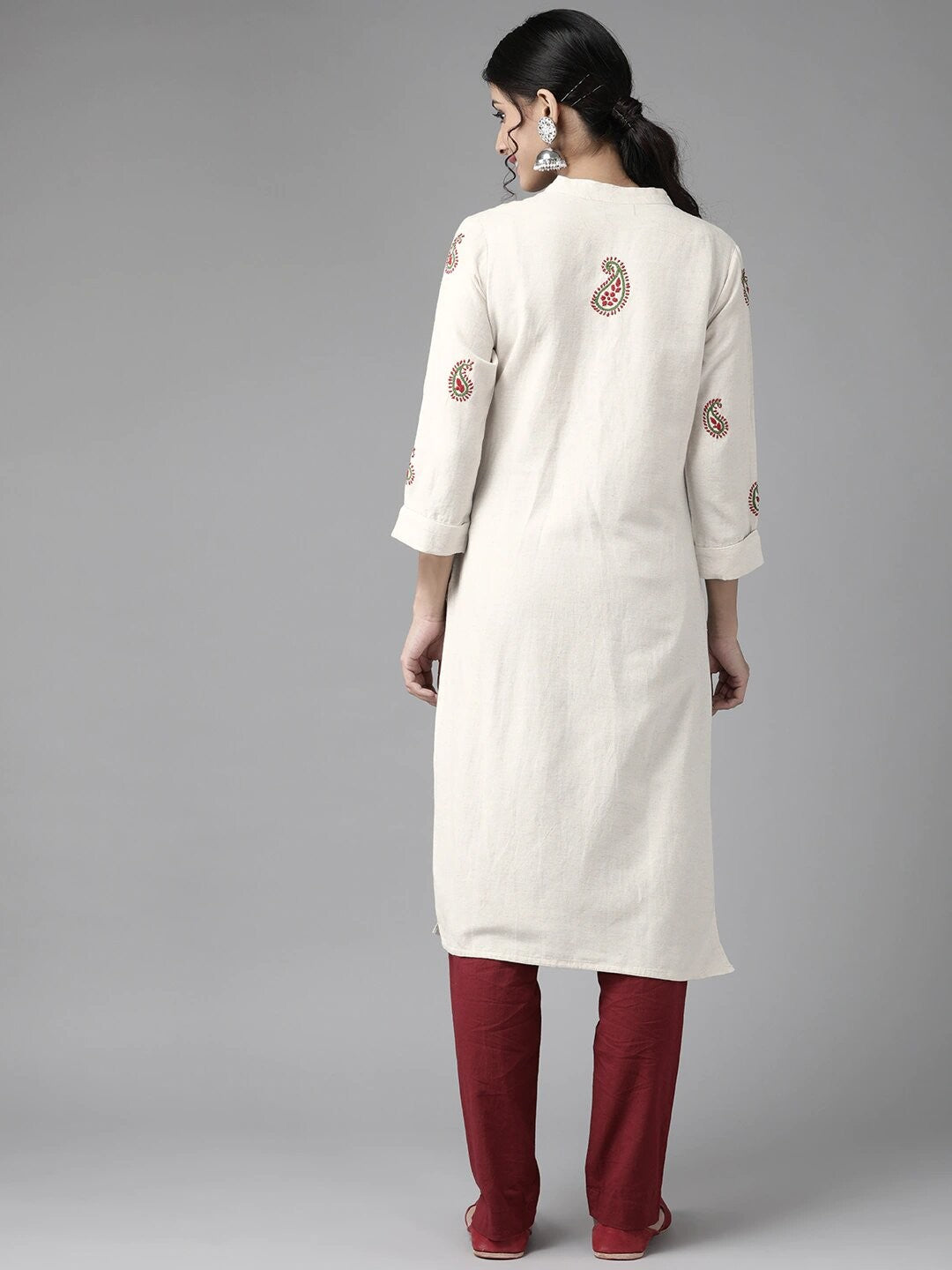 Ada Hand Embroidered Off White Khadi Lucknowi Chikankari Straight Kurta A411173